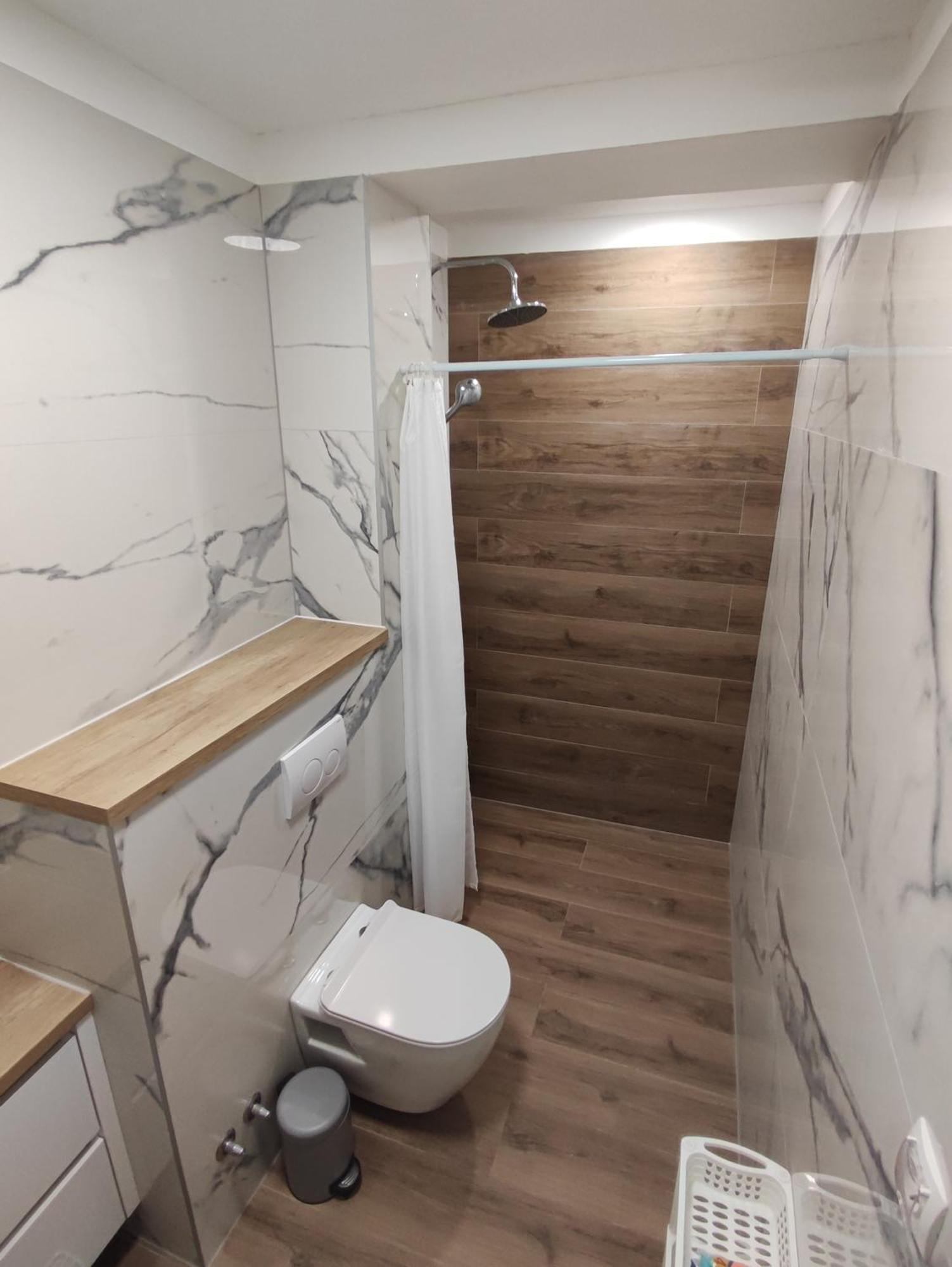 Apartments Saric Makarska Ngoại thất bức ảnh