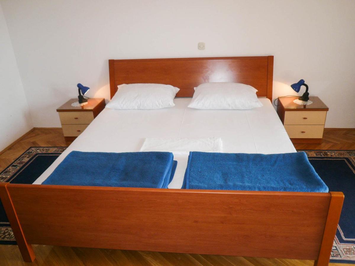 Apartments Saric Makarska Ngoại thất bức ảnh