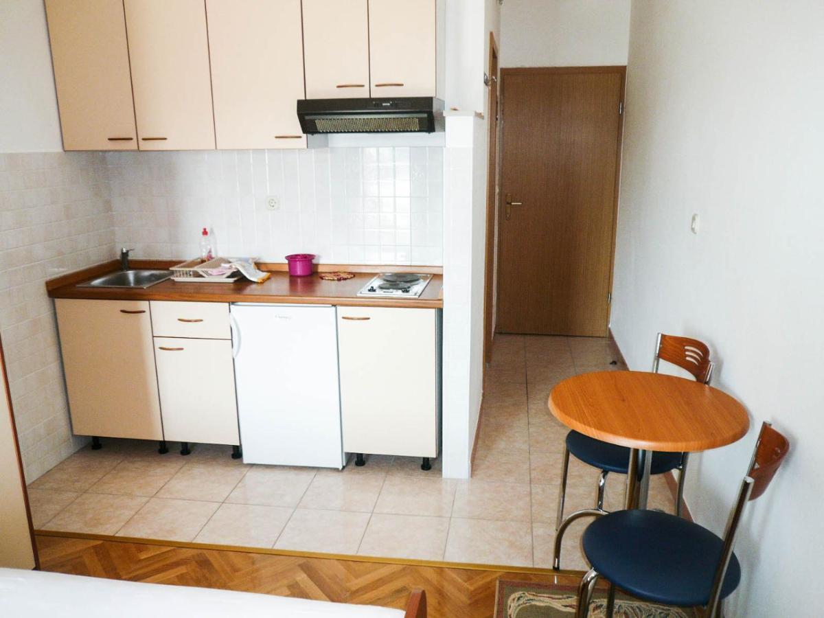 Apartments Saric Makarska Ngoại thất bức ảnh